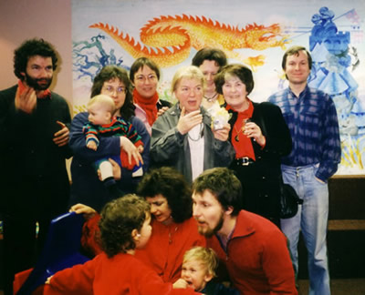 Georg Bydlinski, Käthe Recheis, Lene Mayer-Skumanz, Friedl Hofbauer, Renate Welsh sowie Friedl Hofbauers Familie.
